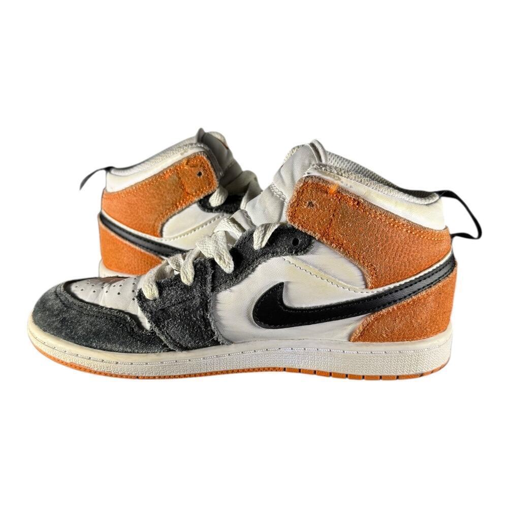 Nike Boys Air Jordan 1 Mid SE DQ8390-100 White Basketball Sneakers Size 1.5Y - Picture 6 of 8